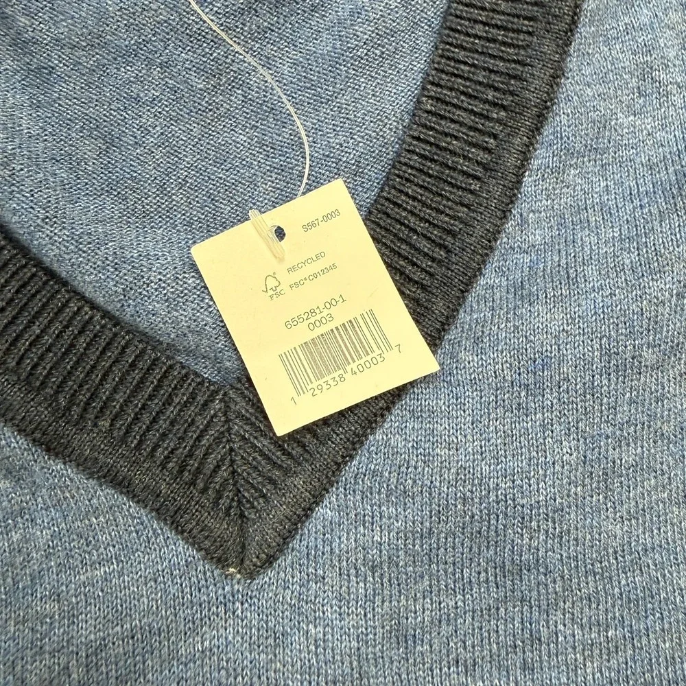 Banana Republic Sweater Vest Men Large Blue Knit V-Neck Lightweight Pullover NEW